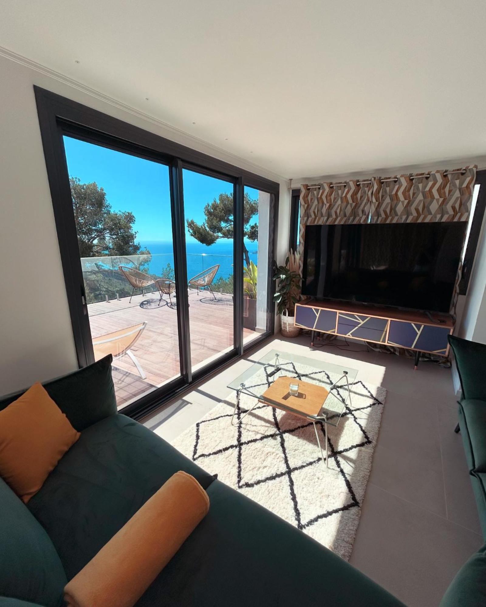 Eze - Appartement Dans Bas De Villa Avec Piscine Pres De Monaco ภายนอก รูปภาพ